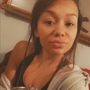 Meet your Posher, Kaitlin